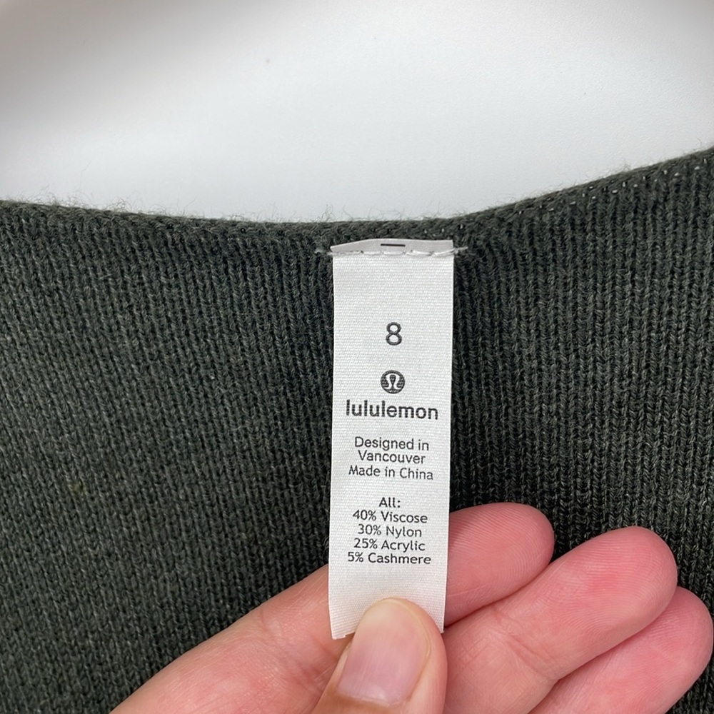 Lululemon City Street Cardigan in Camo Green 8 A14 - Picture 5 of 9